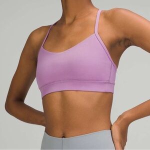 Women’s Lululemon Flow Y Bra Size 6